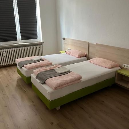 Waffel Cafe Hostel Monteurwohnung Ferienwohnung Kassel Esterno foto