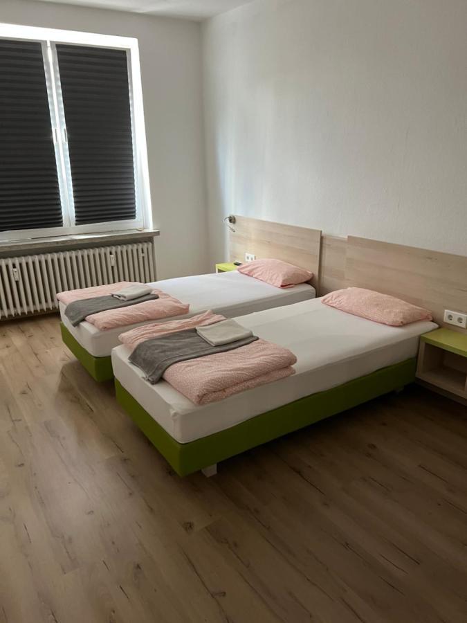 Waffel Cafe Hostel Monteurwohnung Ferienwohnung Kassel Esterno foto