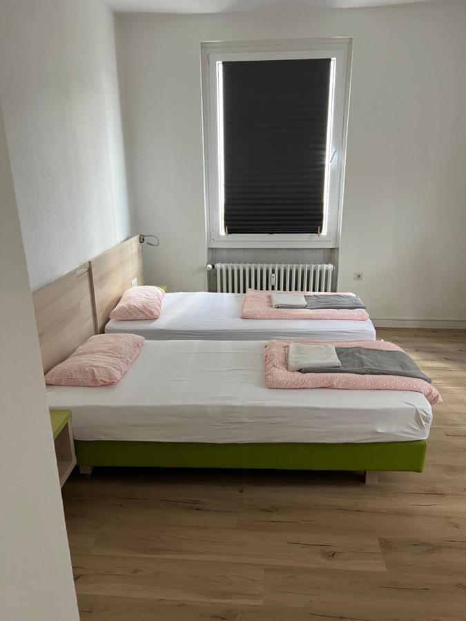 Waffel Cafe Hostel Monteurwohnung Ferienwohnung Kassel Esterno foto